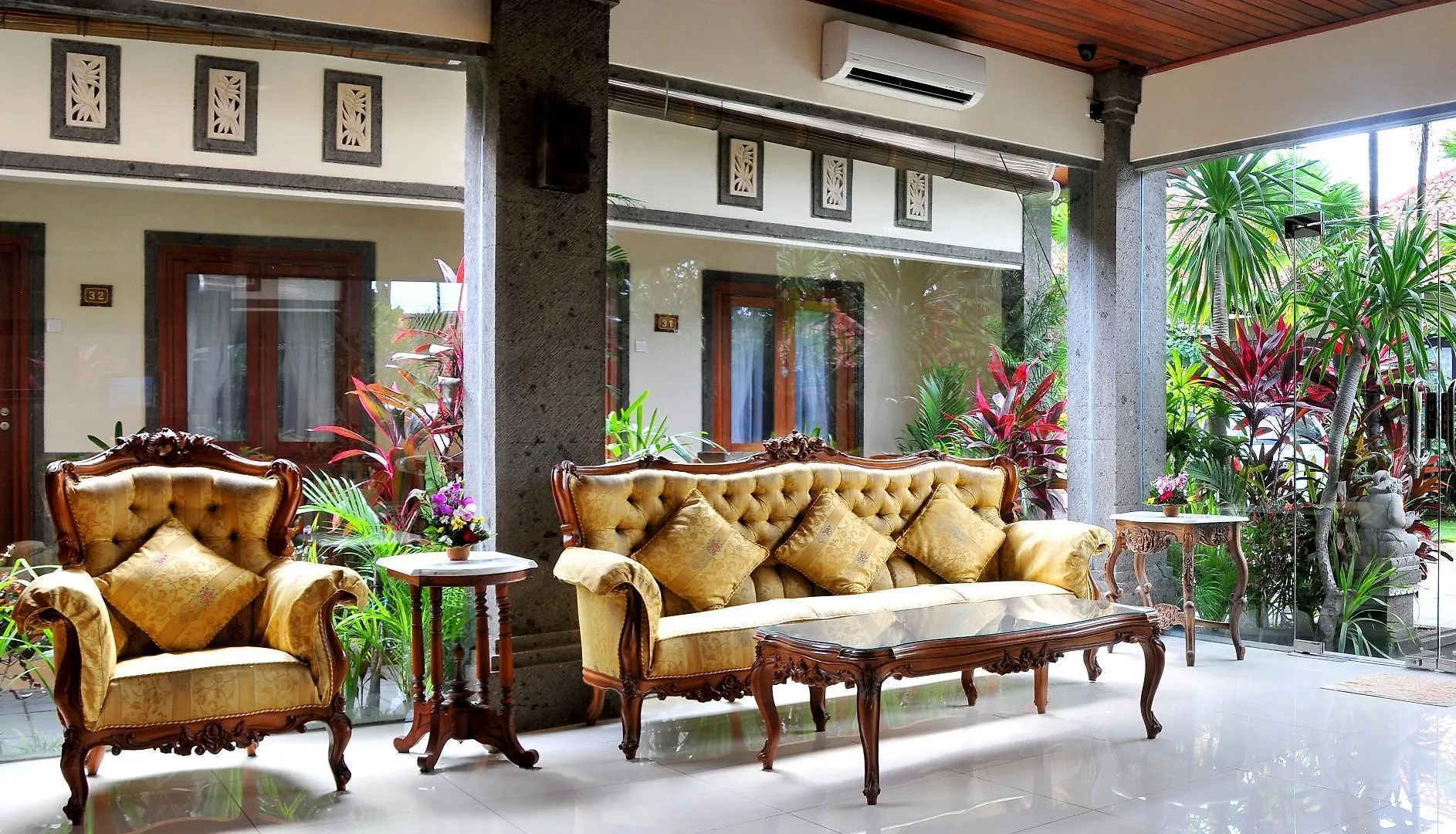Puri Yuma Hotel Denpasar  3*, Denpasar (Bali)